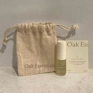 Oak Essentials Balancing Mist 9.9ml Includes Cream Travel Bag Brand New